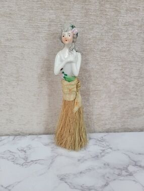 Vintage Porcelain Doll Vanity Brush Broom Figurine Made In Japan Antique
